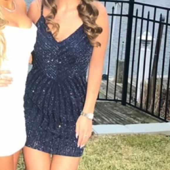 Beautiful beaded cocktail dress purchased at Omnibus in Babylon. - Picture 2 of 3